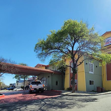 Flex Studios San Antonio Esterno foto
